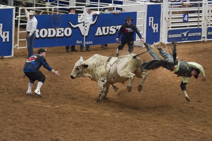 the-history-of-bull-riding-grizzly-rose-country-bar-venue